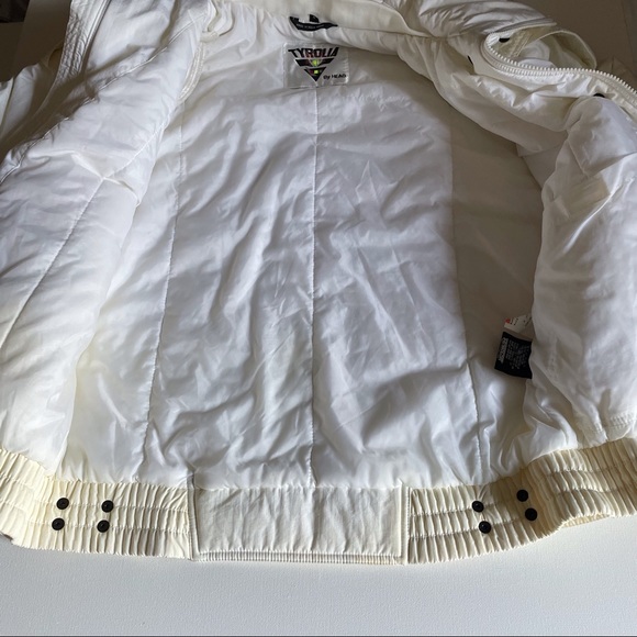 VTG TYROLIA SKIWEAR by HEAD Cream Women’s 6 Ski Jacket Detachable Faux Fur Hood - Picture 3 of 13